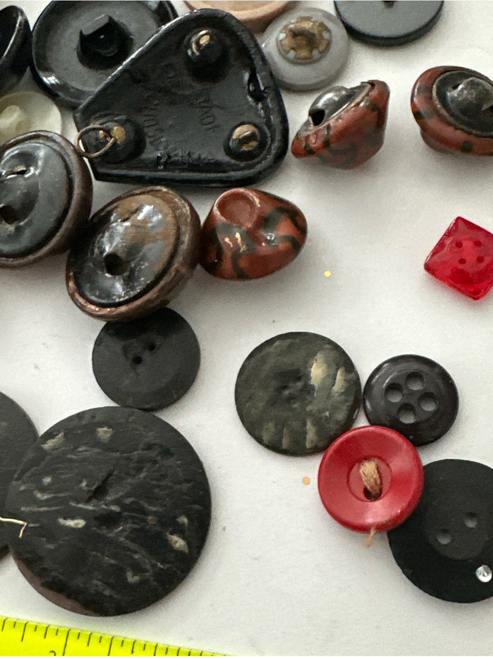 Lot Antique Bakelite Shell Coat Sewing Buttons Collection - Picture 16 of 16